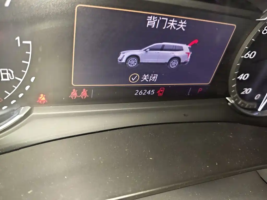 Cadillac XT6 — миниатюра 13