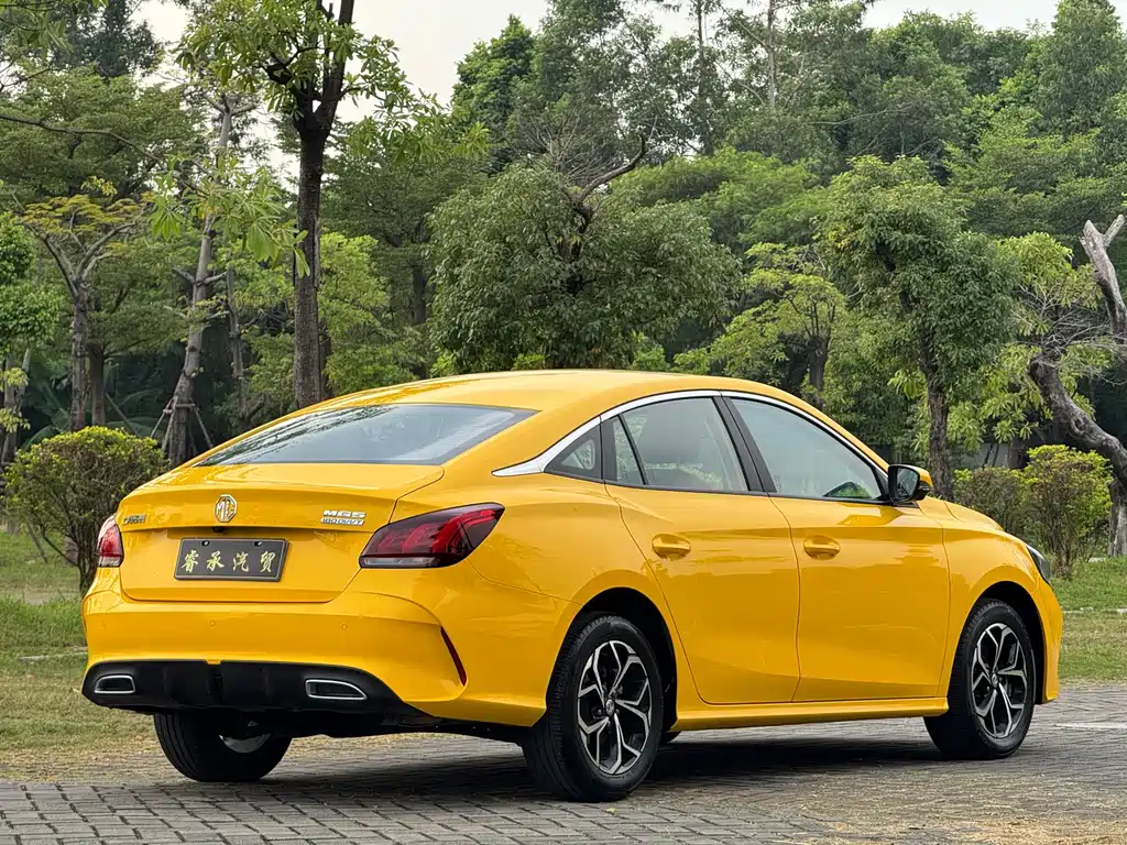 MG MG5 — миниатюра 4