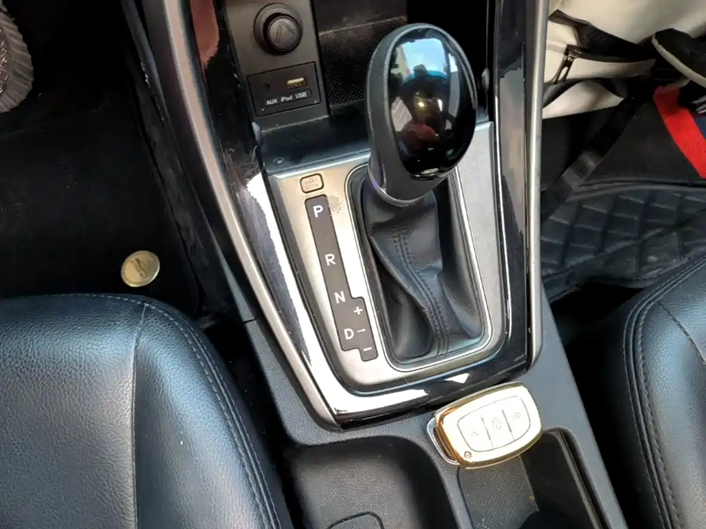 Hyundai Elantra Langdong — миниатюра 14