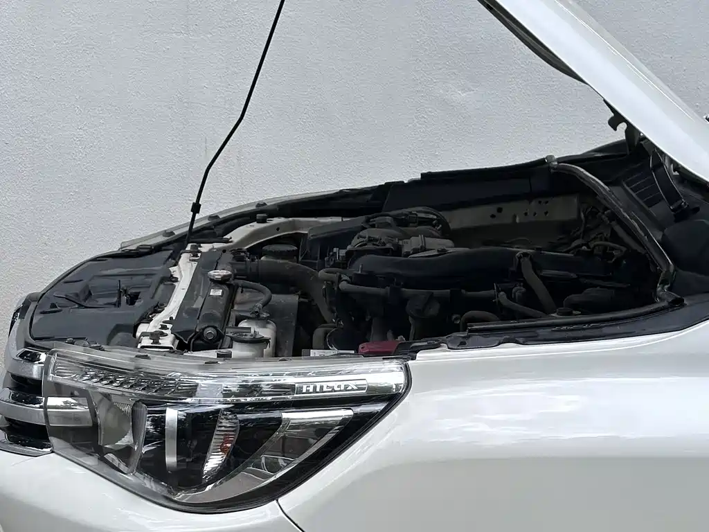 Toyota Hilux 2020 4.0L AT