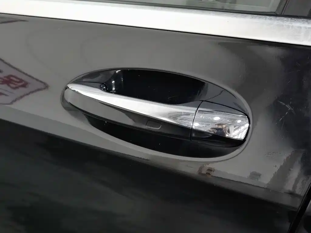 Mercedes-Benz GLC — миниатюра 18