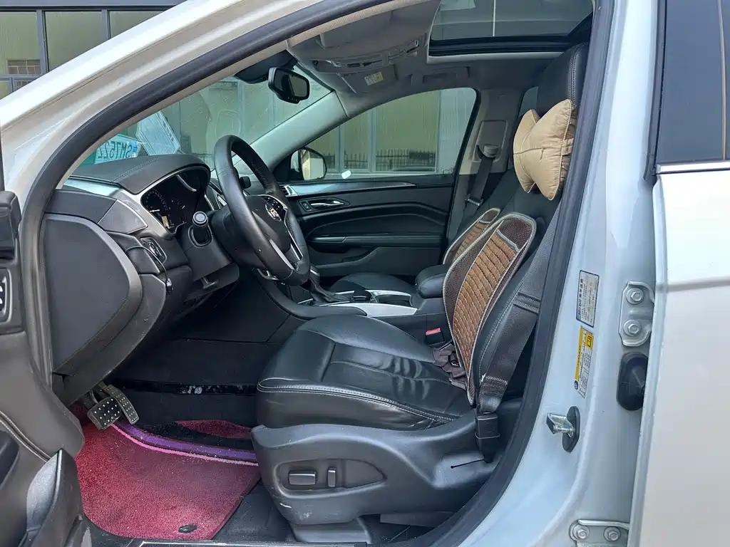 Cadillac SRX — миниатюра 4