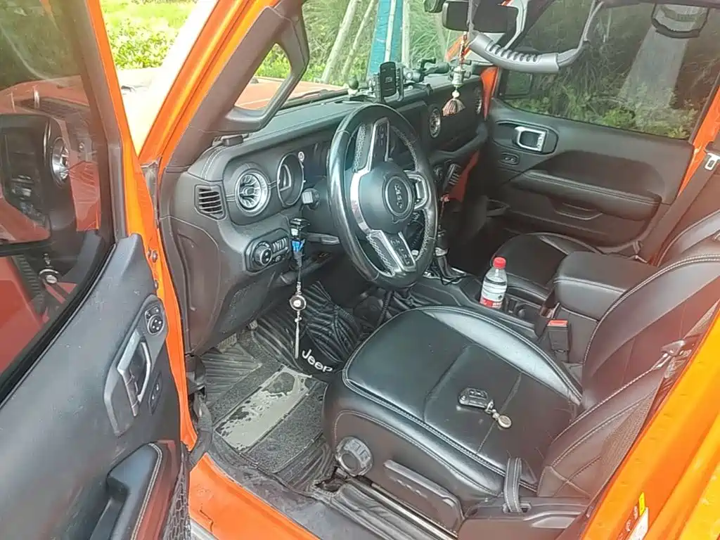 Jeep Wrangler — миниатюра 16