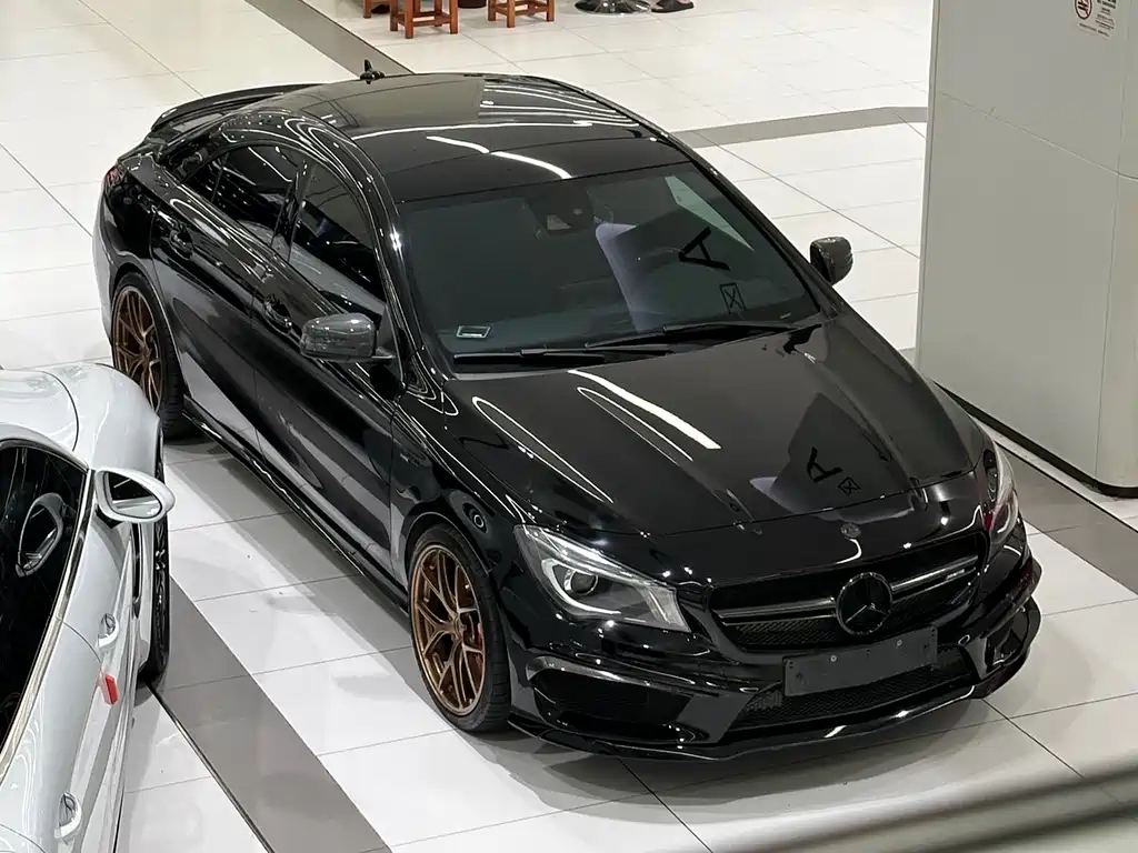 Mercedes-Benz CLA AMG 2015