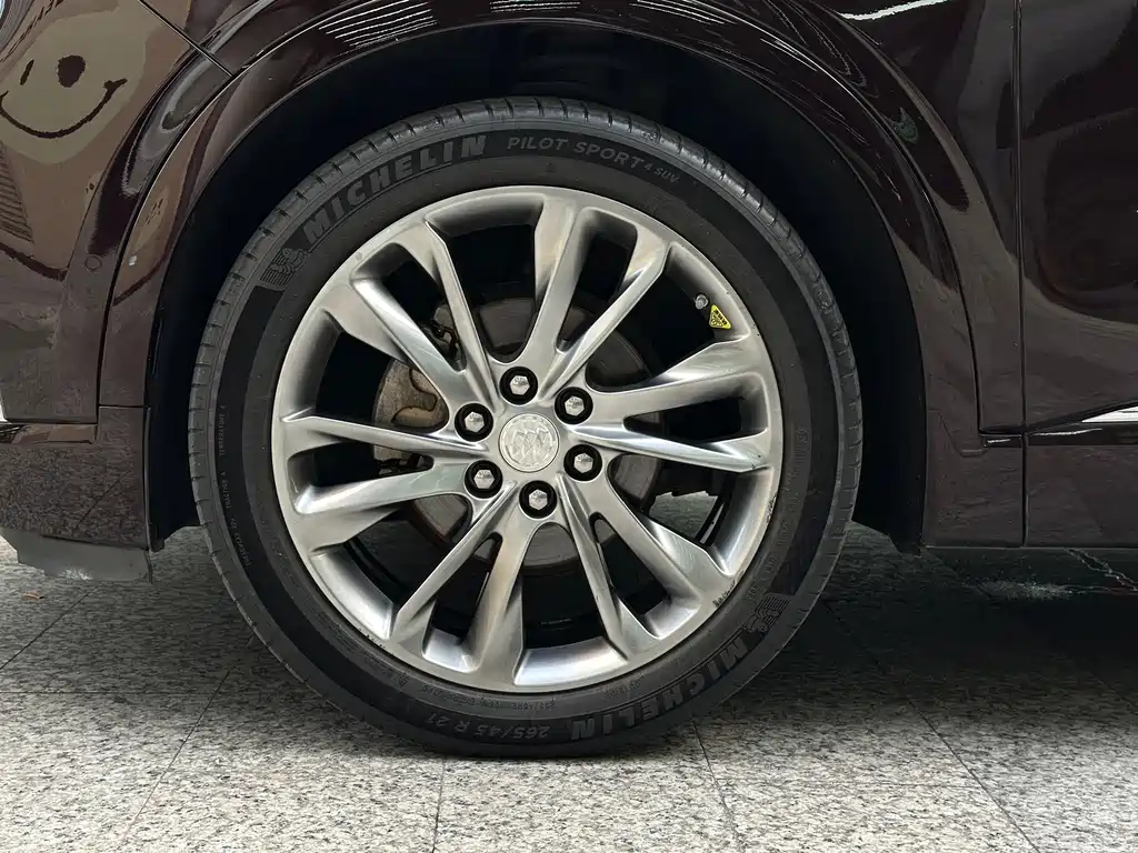 Buick Enclave — миниатюра 20