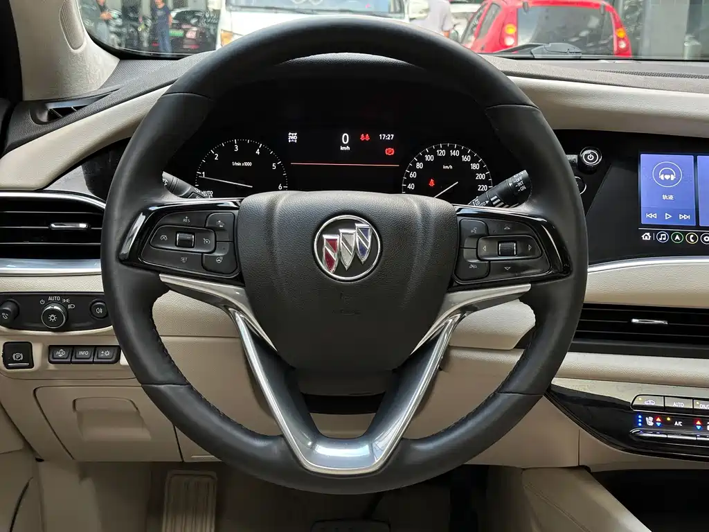 Buick Enclave — миниатюра 6