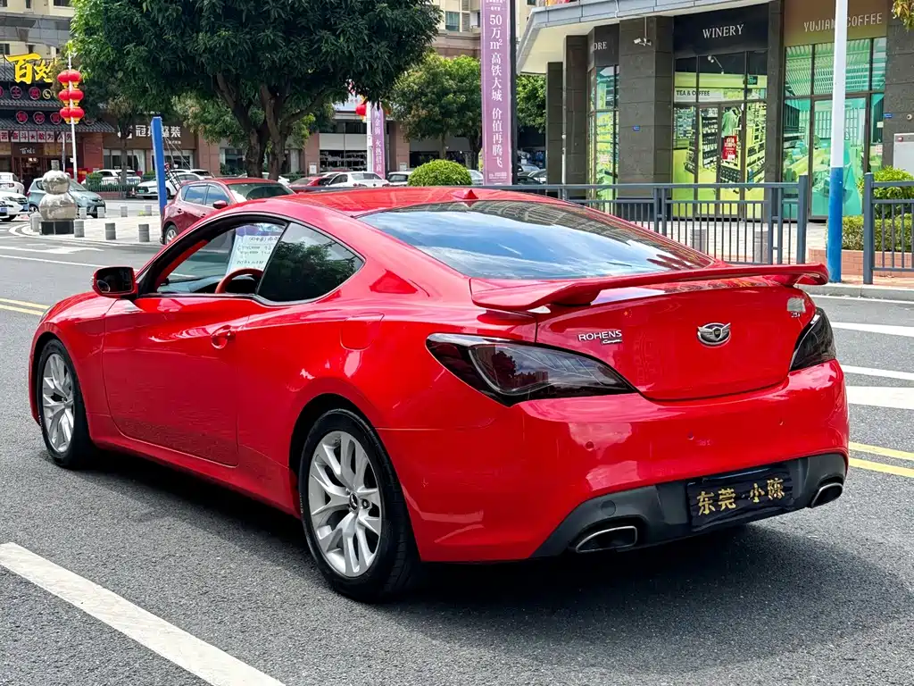 Hyundai Genesis Coupe — миниатюра 10