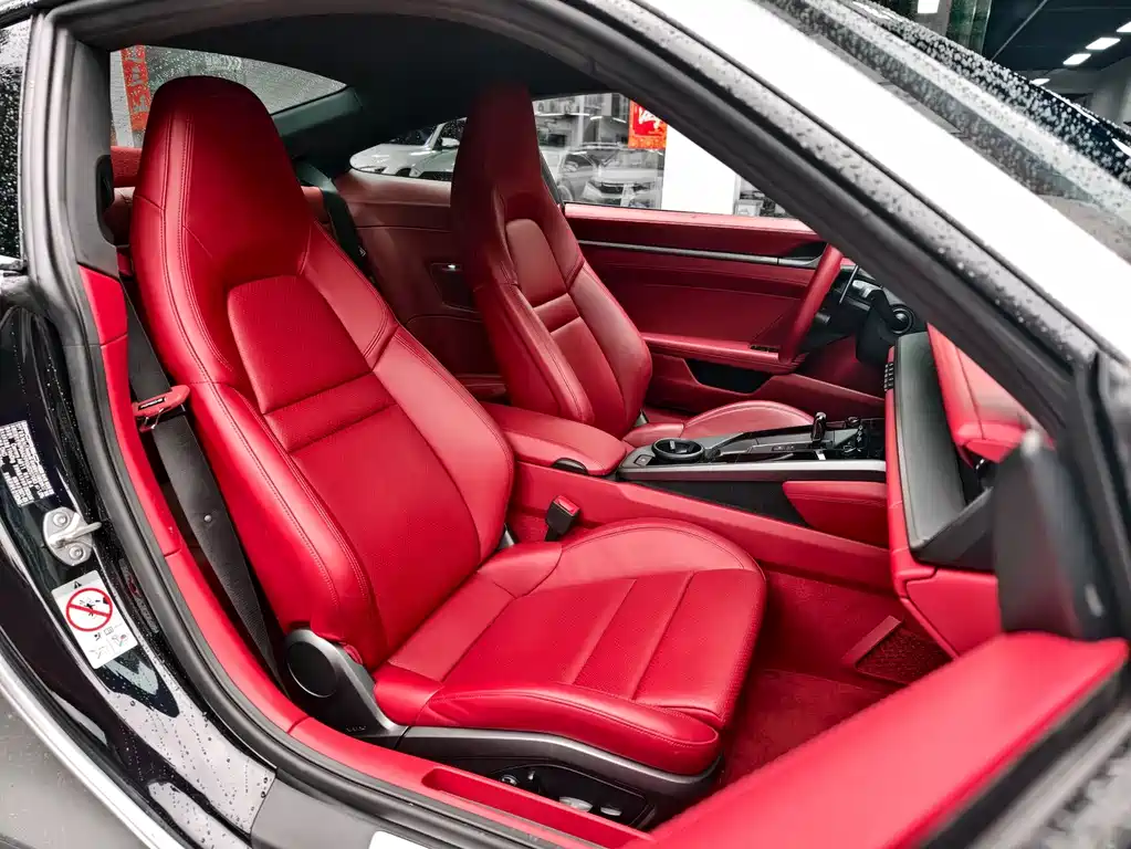Porsche 911 2020 Carrera 3.0T