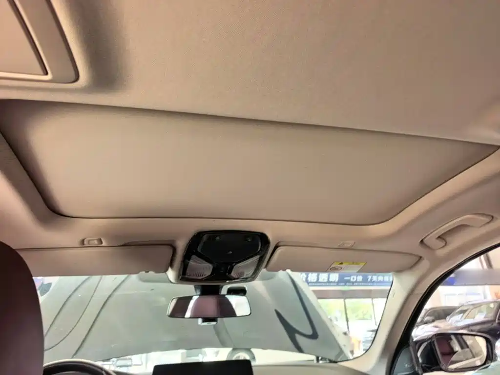 BMW 5 Series — миниатюра 18
