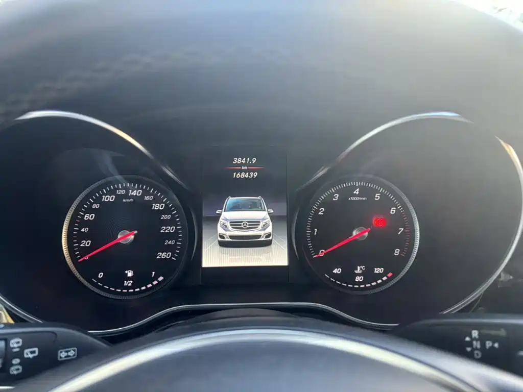 Mercedes-Benz V-Class V 2018 V 260 L Luxury Long Wheelbase VI