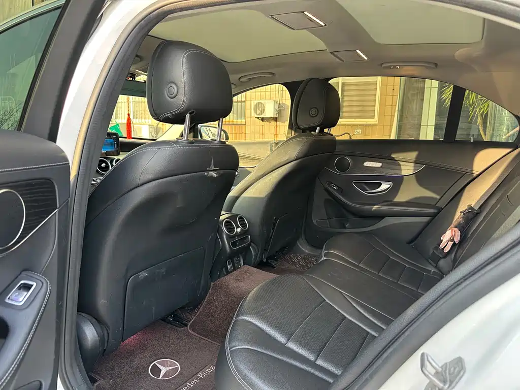 MERCEDES-BENZ C CLASS