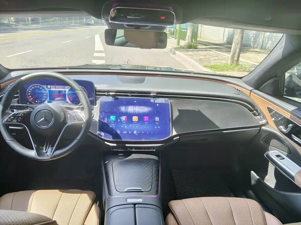 Mercedes-Benz E-Class E 2025 E 260 L Sport