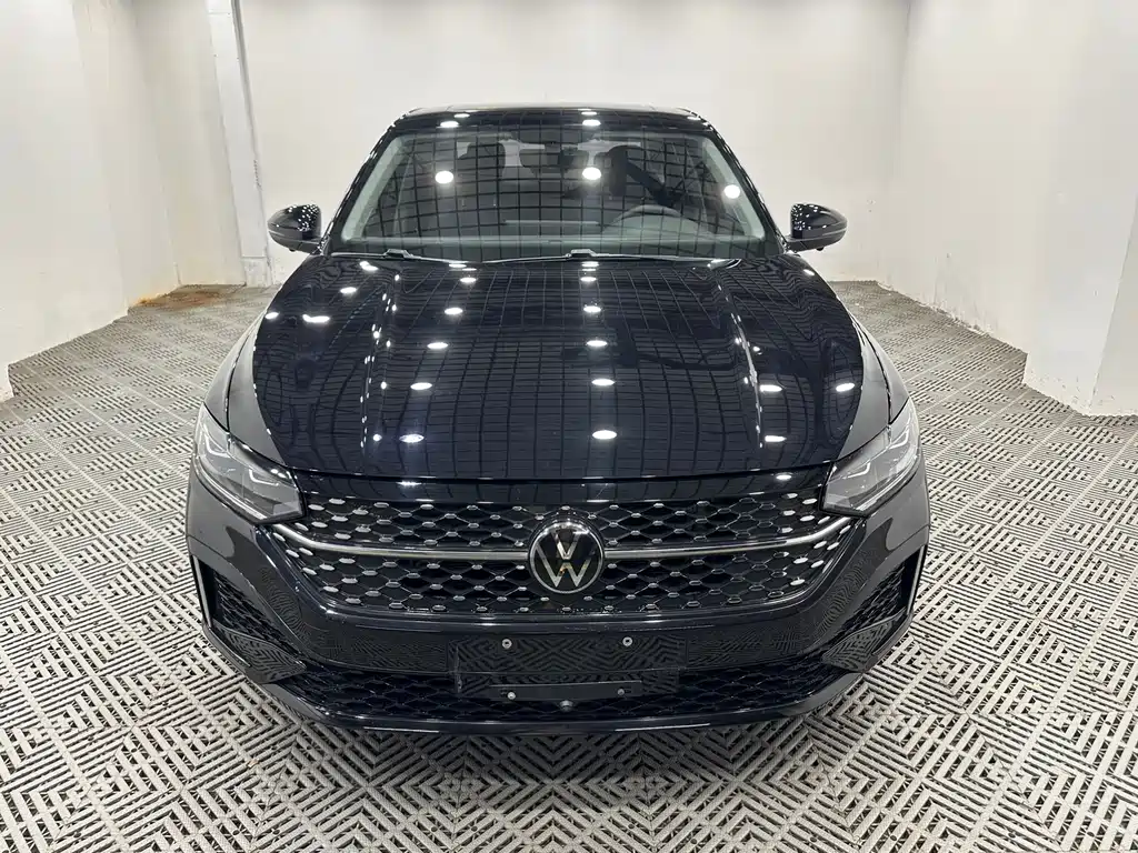 Volkswagen Lavida — миниатюра 2