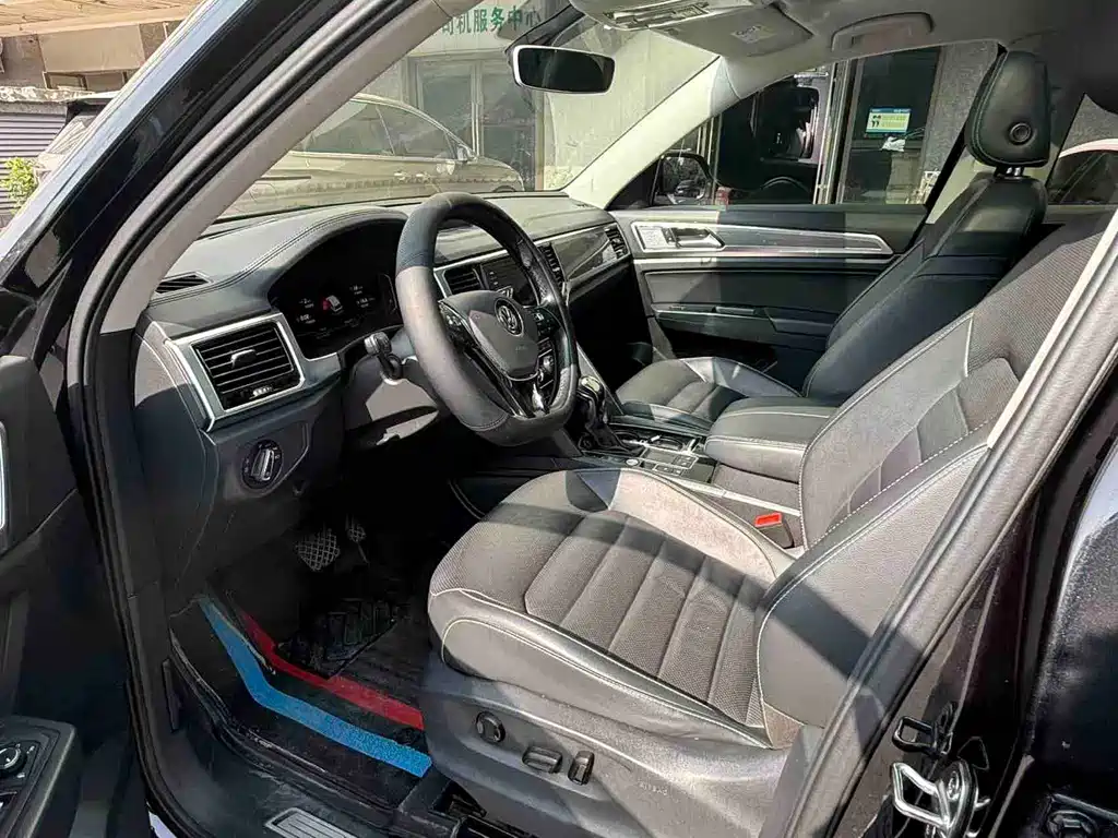 Volkswagen Teramont — миниатюра 7