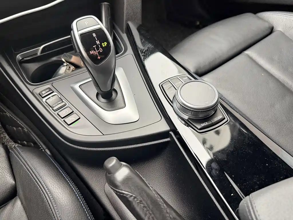 BMW 3 Series GT — миниатюра 17