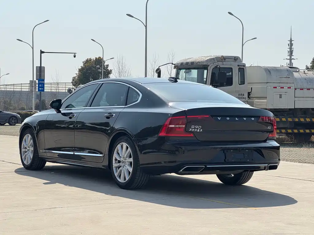 Volvo S90 2020 T5 Luxury