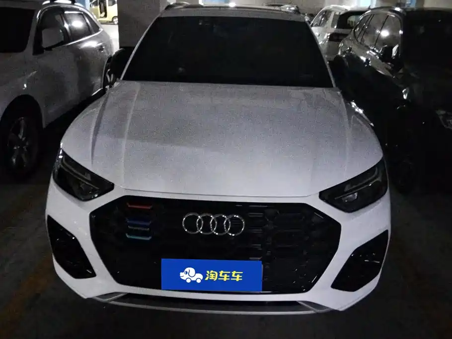 Audi Q5L — миниатюра 2