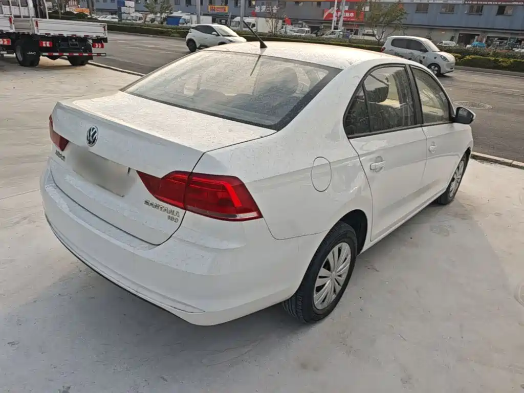 Volkswagen Santana — миниатюра 7
