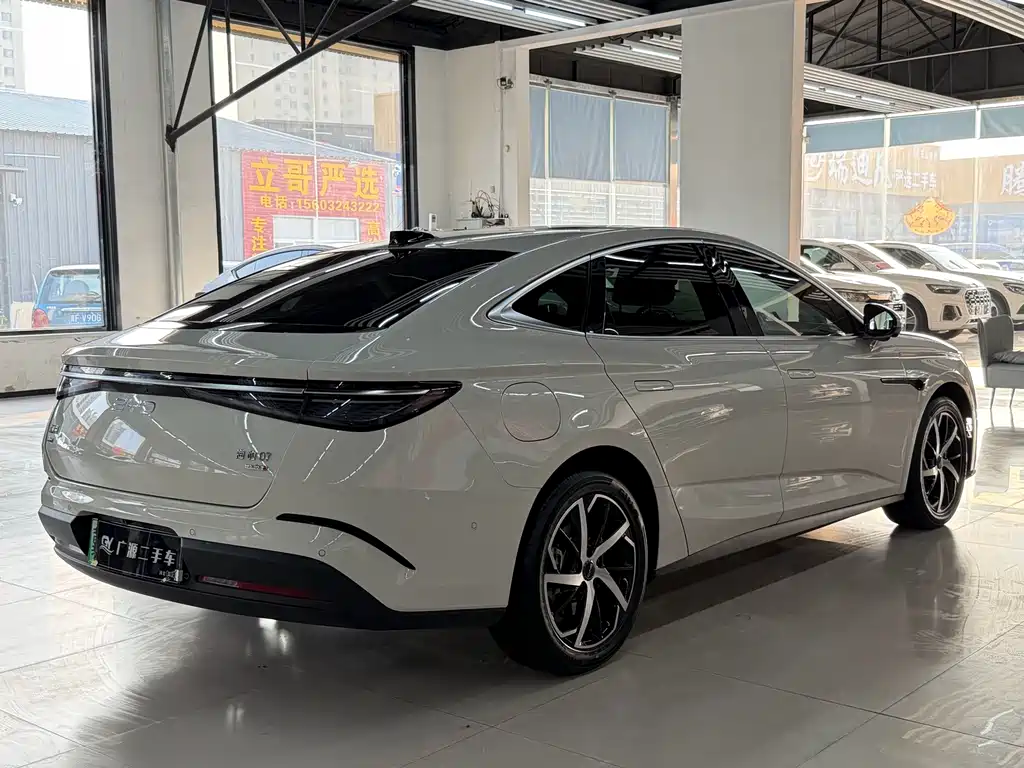 BYD Seal 07 DM-i — миниатюра 4