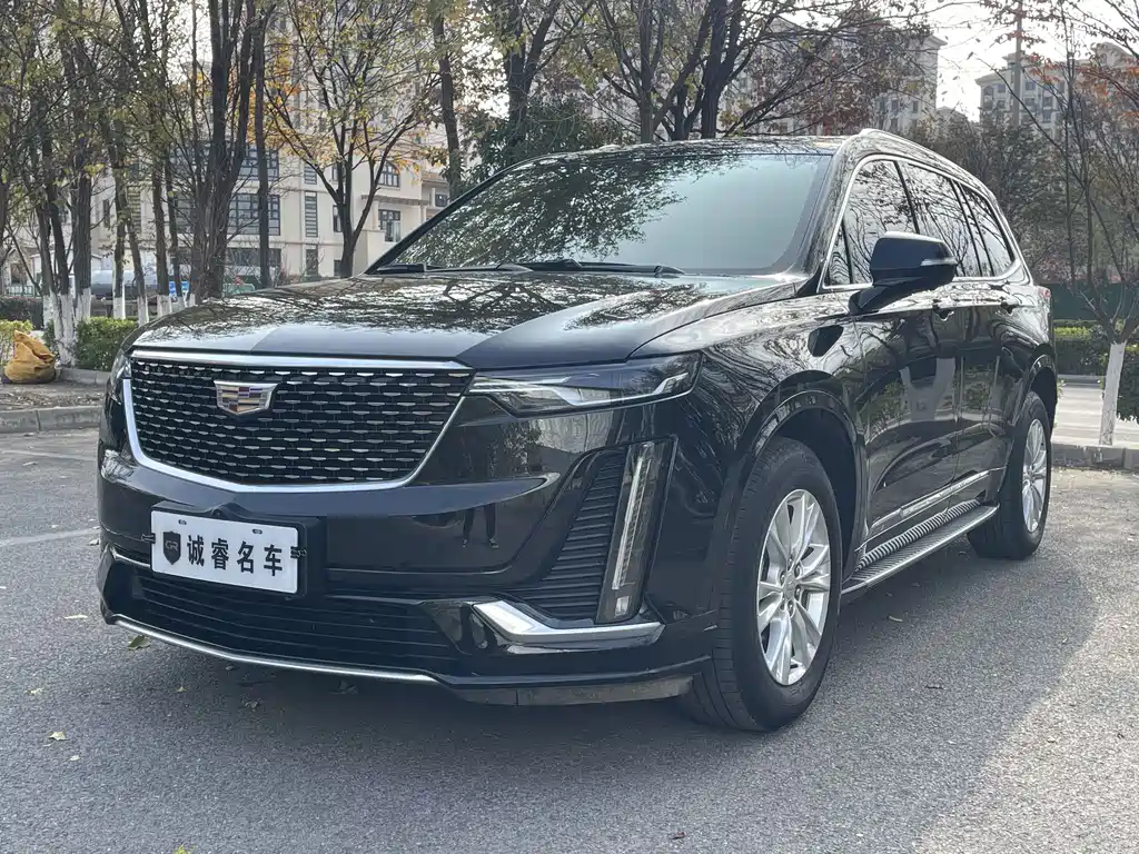 CADILLAC XT6
