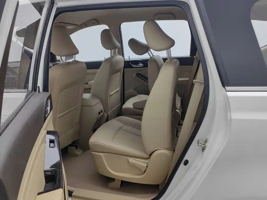 Baojun 730 — миниатюра 15