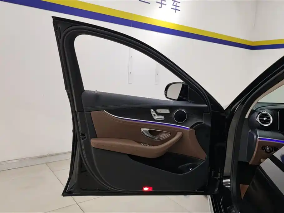 Mercedes-Benz E-Class E 2020 E 260 L Sport 4MATIC