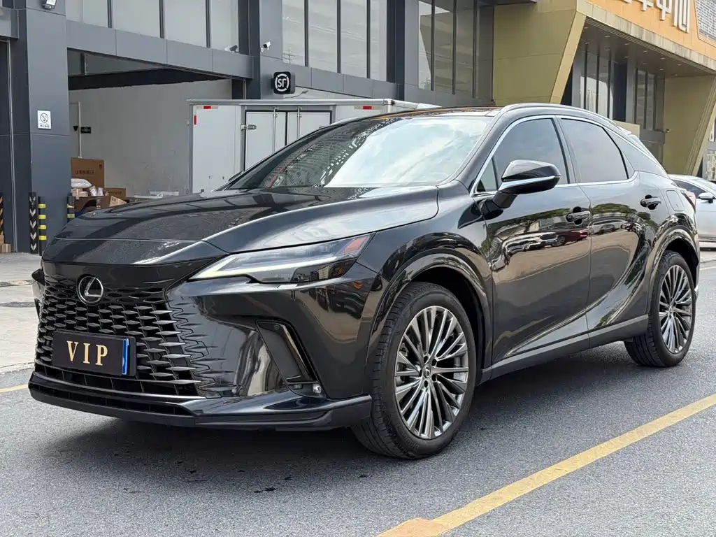 Lexus RX 2024