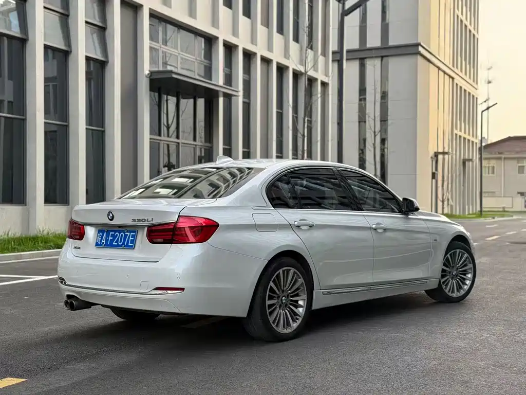BMW 3 Series 3 2018 330Li xDrive Luxury