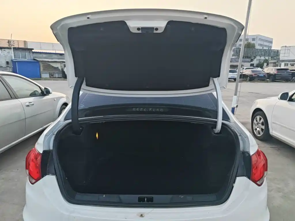 Citroen C4L — миниатюра 19
