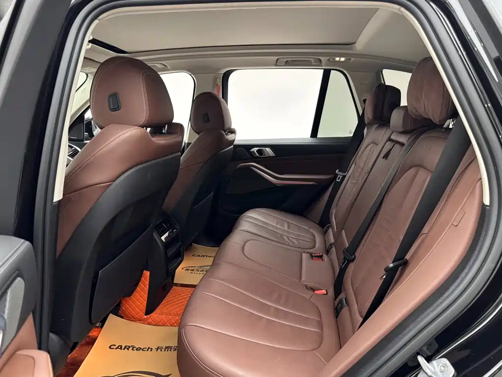 BMW X5 (Import) — миниатюра 9