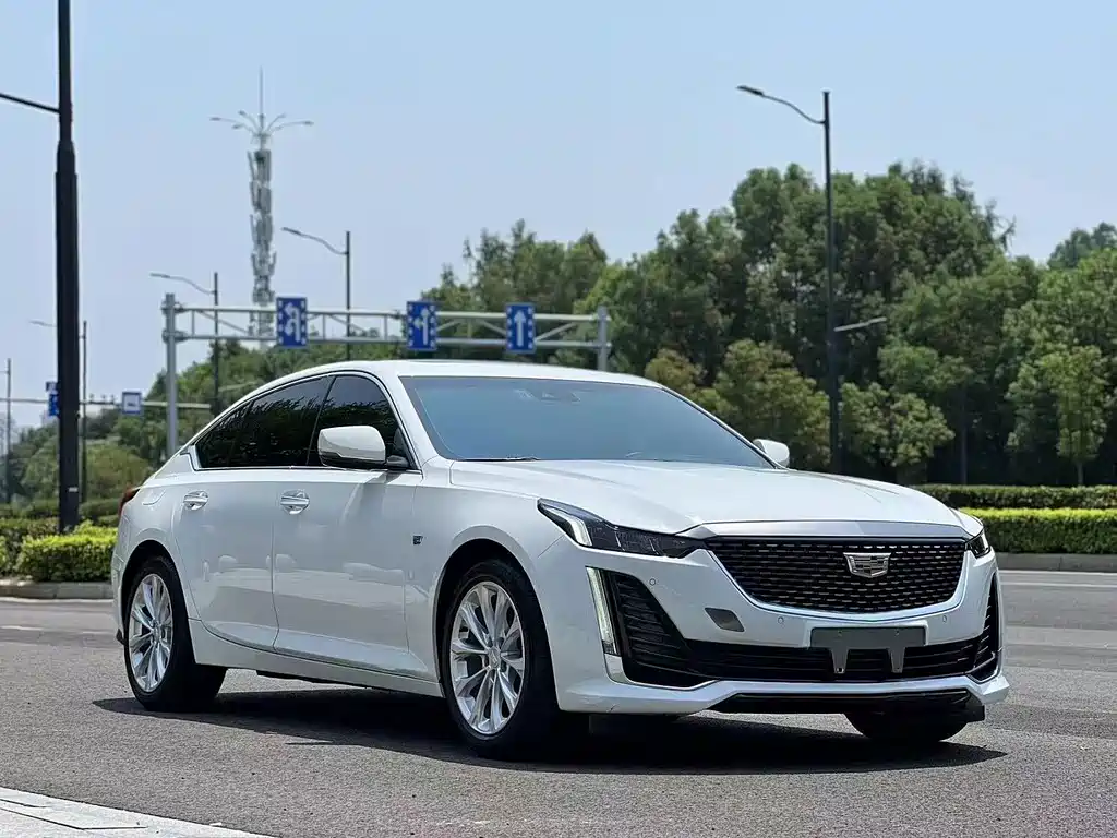 Cadillac CT5 — миниатюра 3
