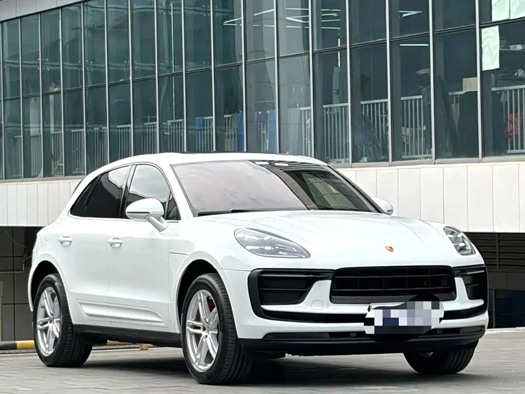 Porsche Macan — миниатюра 3