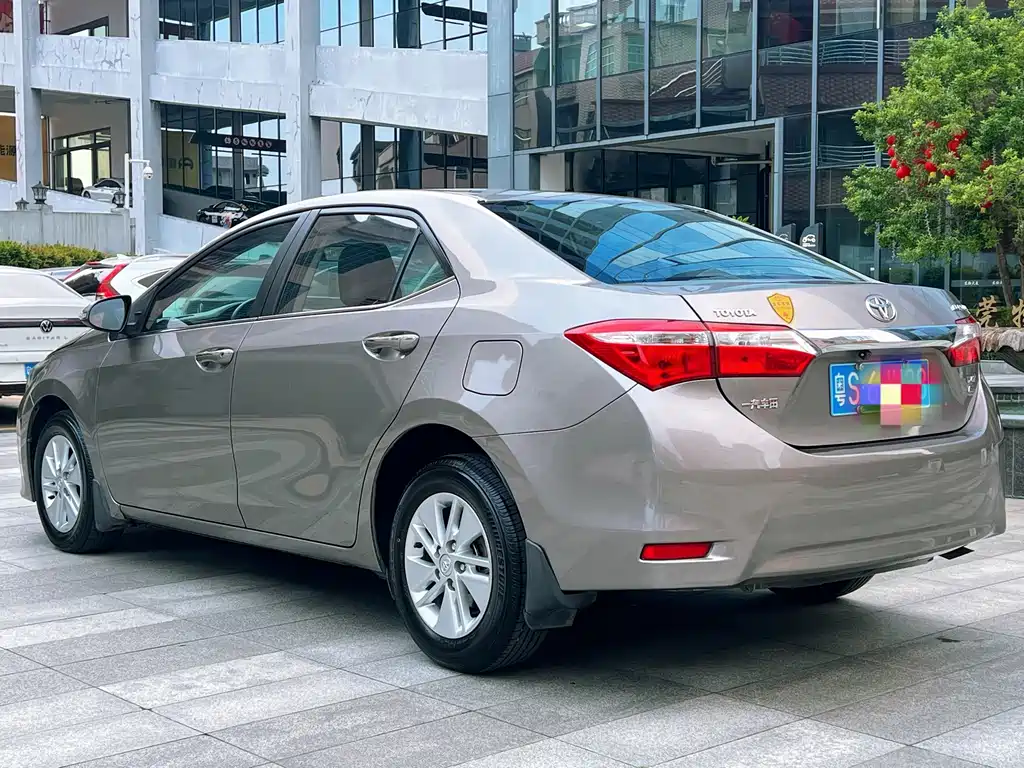 Toyota Corolla — миниатюра 6