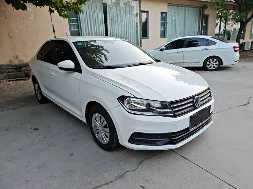 Volkswagen Santana — миниатюра 4