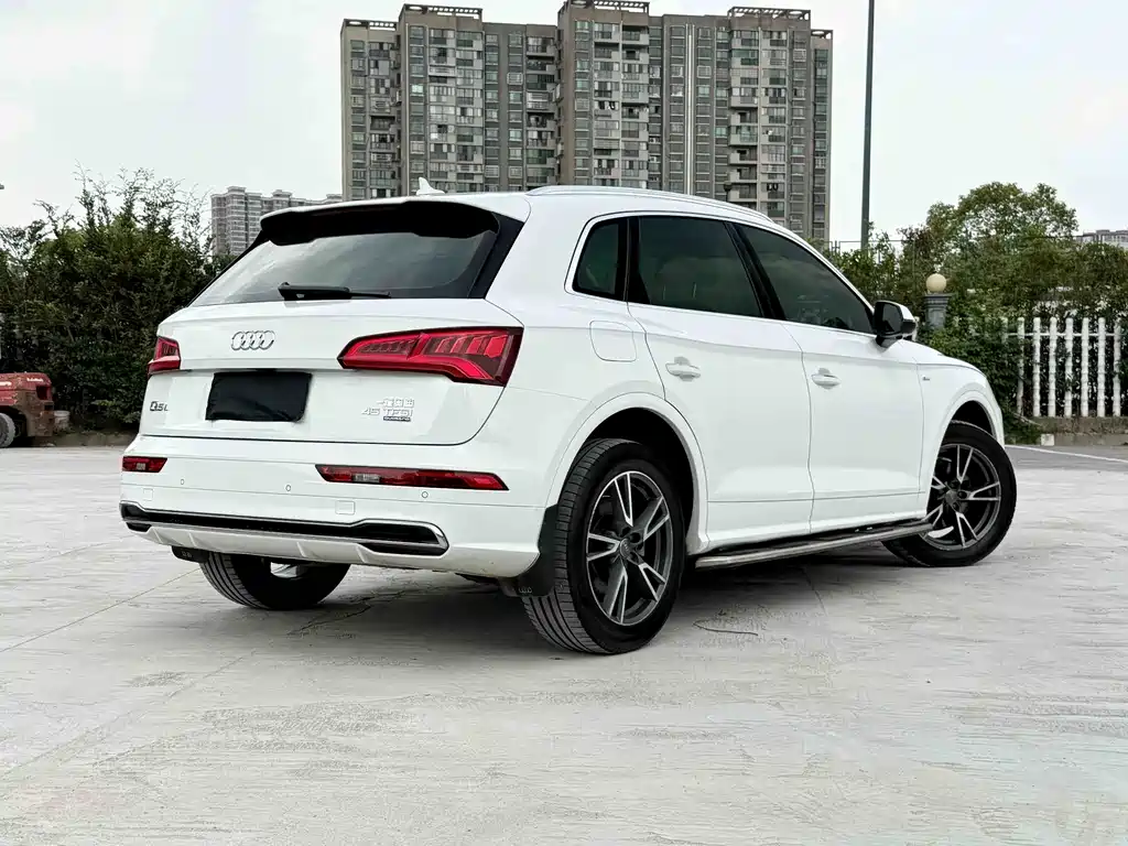 Audi Q5L 2018 45 TFSI Premium Fashion V