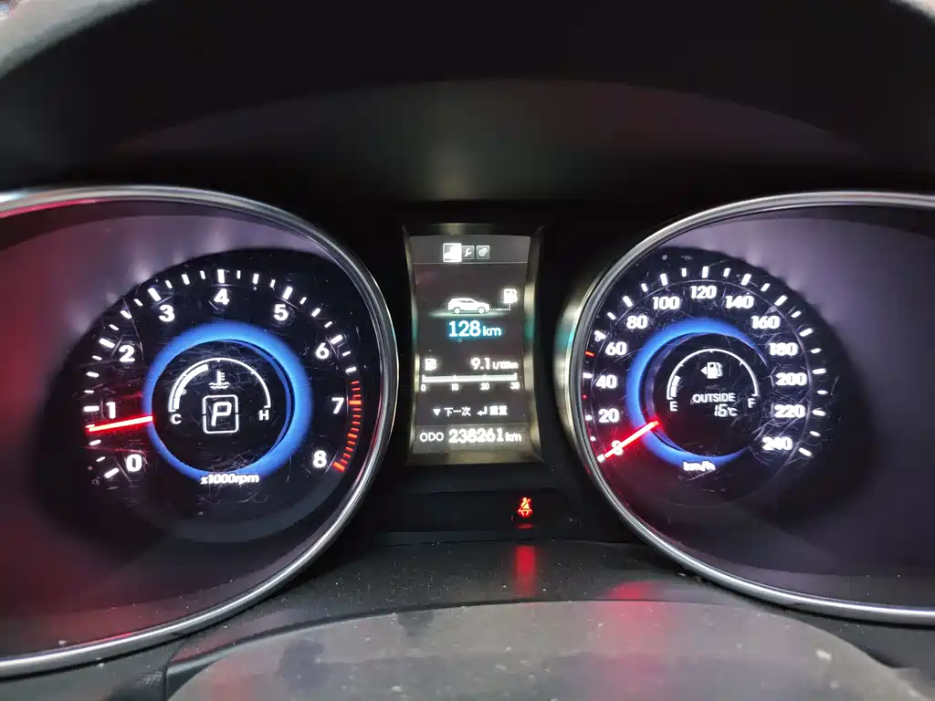 Hyundai Santa Fe — миниатюра 14
