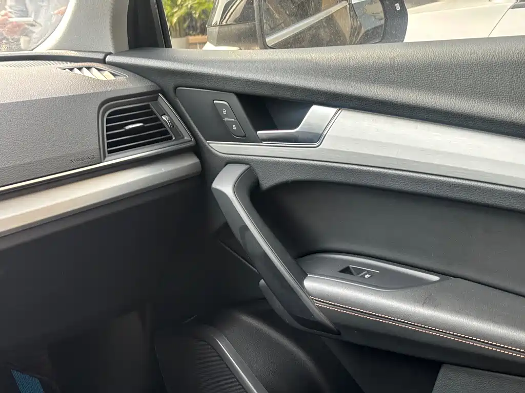 Audi Q5L — миниатюра 15