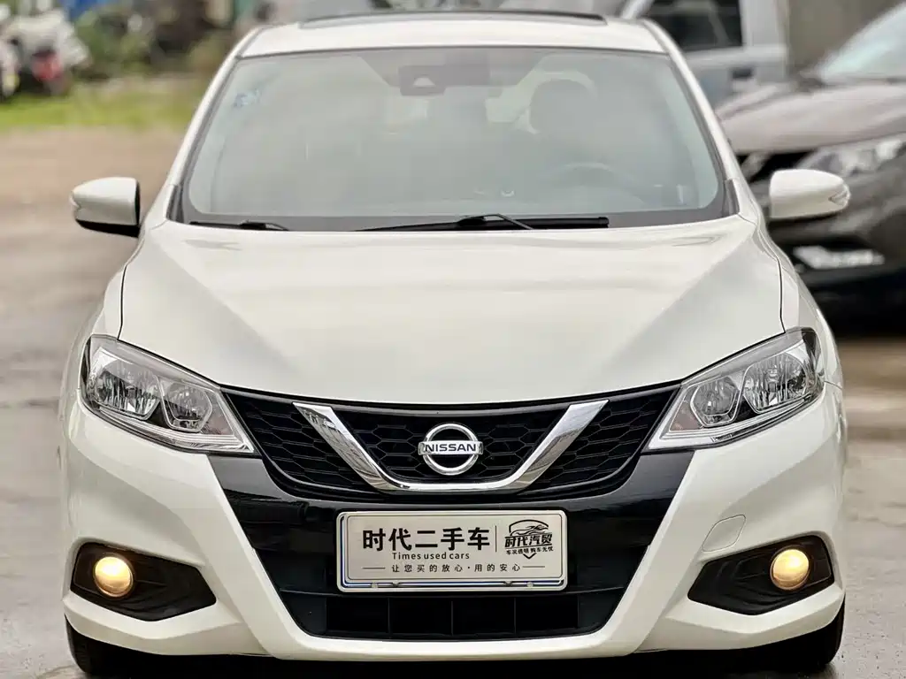 Nissan Tiida — миниатюра 2
