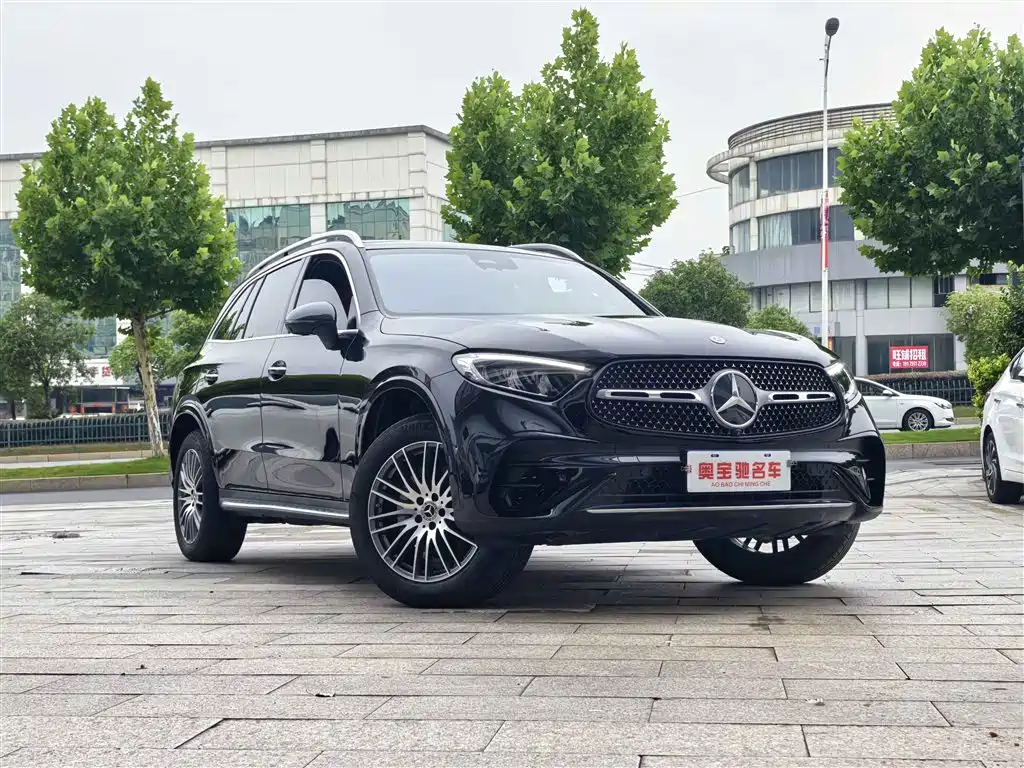Mercedes-Benz GLC 2025 GLC 300 L 4MATIC 5 мест
