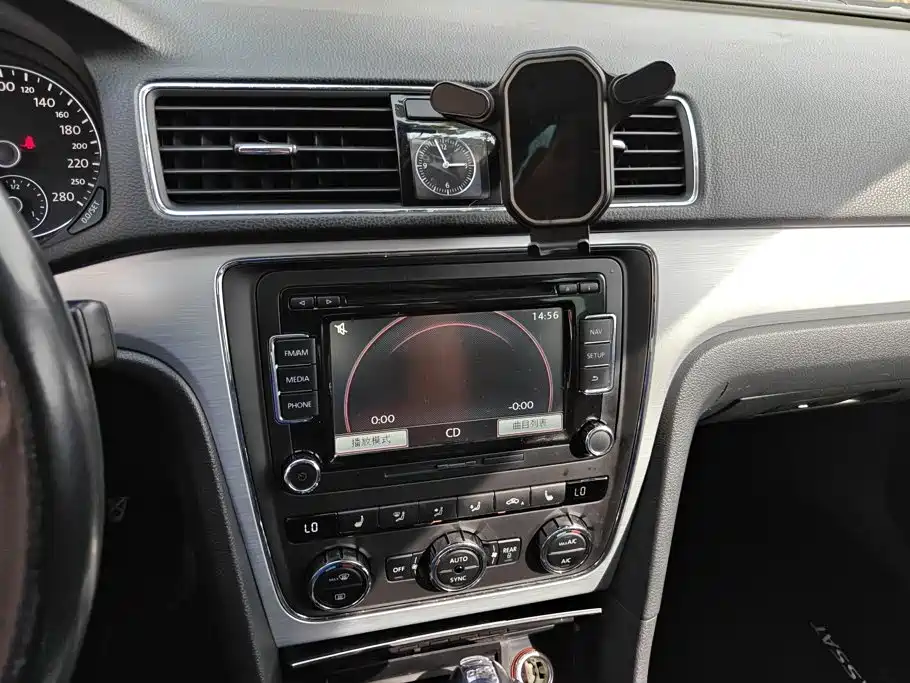 Volkswagen Passat — миниатюра 13