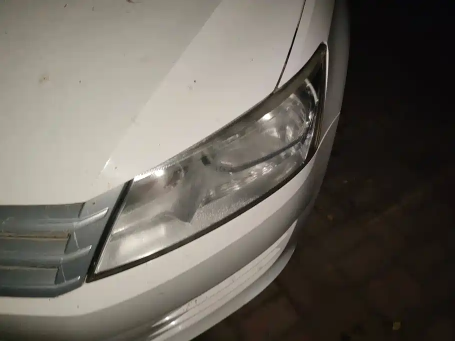 Volkswagen Santana — миниатюра 5