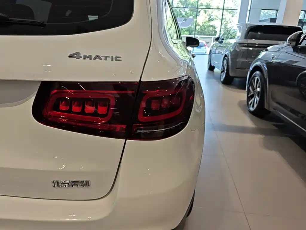 Mercedes-Benz GLC — миниатюра 8