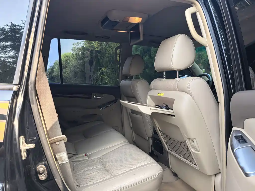 Toyota Prado — миниатюра 16
