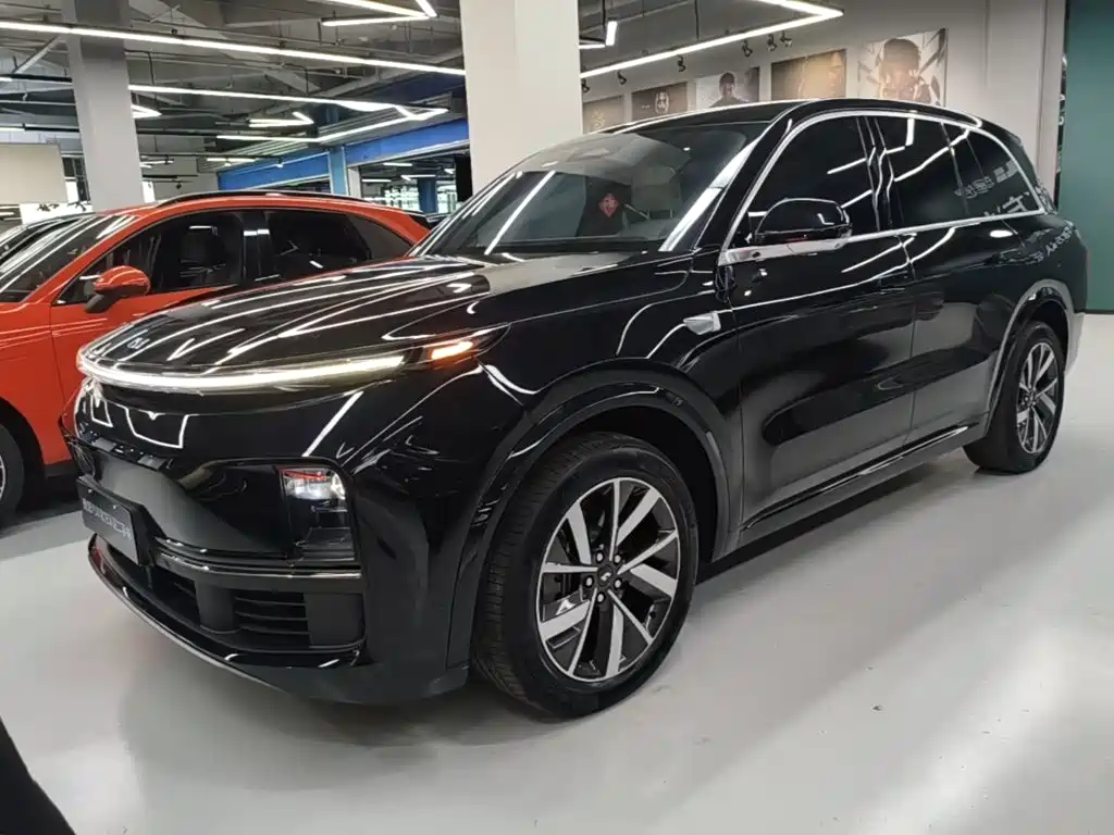 Li Auto Li L8 — миниатюра 2