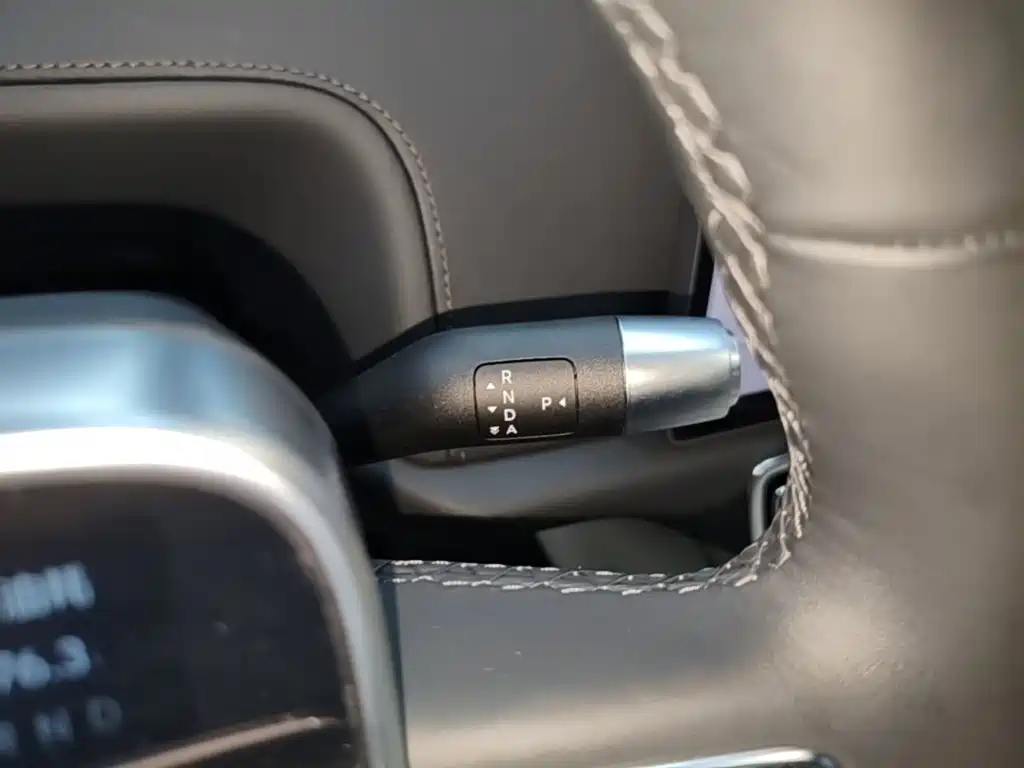 Li Auto Li L8 — миниатюра 14