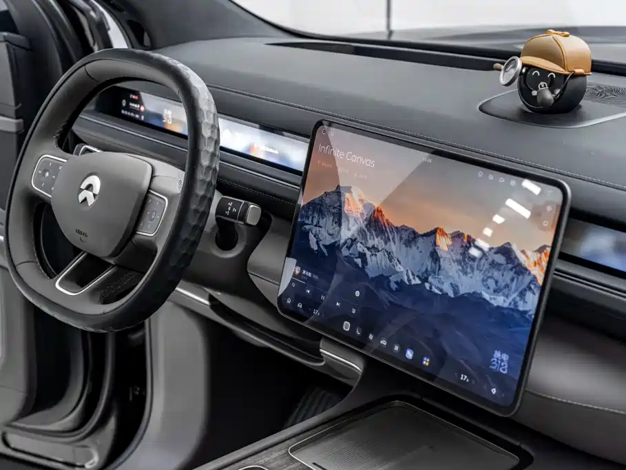 NIO ES8 — миниатюра 22