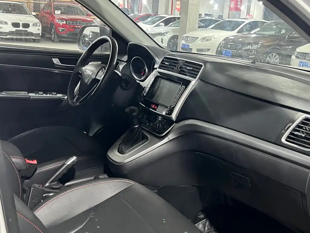 Haval M6 — миниатюра 5