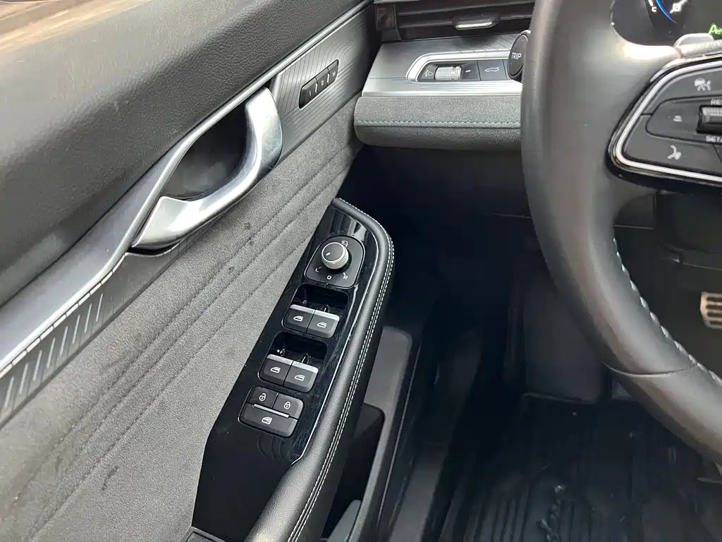 GEELY AUTOMOBILE XINGRUI