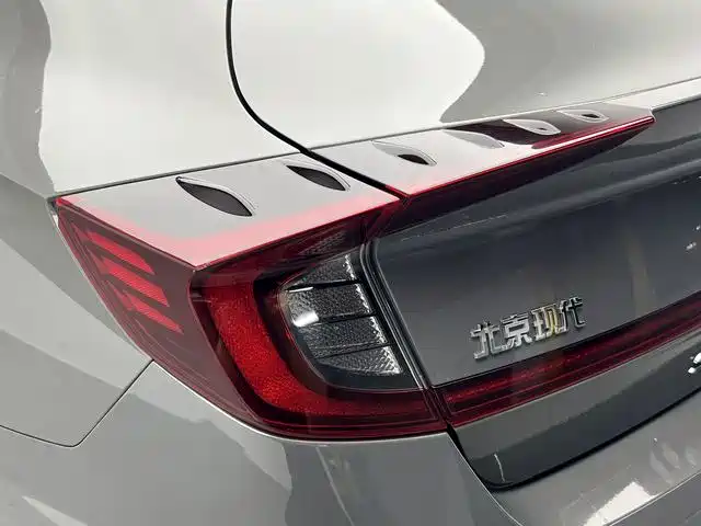 Hyundai Sonata — миниатюра 18