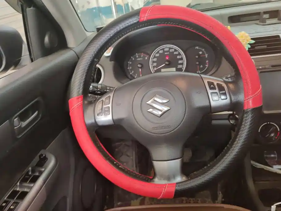 Suzuki Swift — миниатюра 15